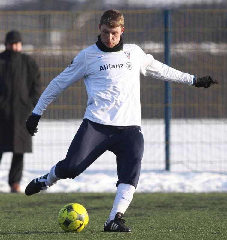 Football. Sparing. Gornik Zabrze - Odra Wodzislaw. 23.01.2010