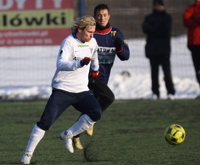 Football. Sparing. Gornik Zabrze - Odra Wodzislaw. 23.01.2010