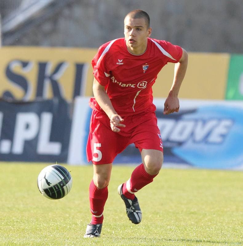 Football. PKO BP Ekstraklasa. Gornik Zabrze - Lech Poznan. 24.10.2010