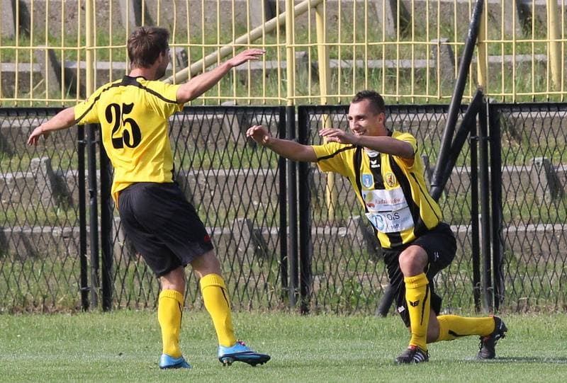 Football. I liga. Ruch Radzionkow - Podbeskidzie Bielsko-Biala. 11.06.2011