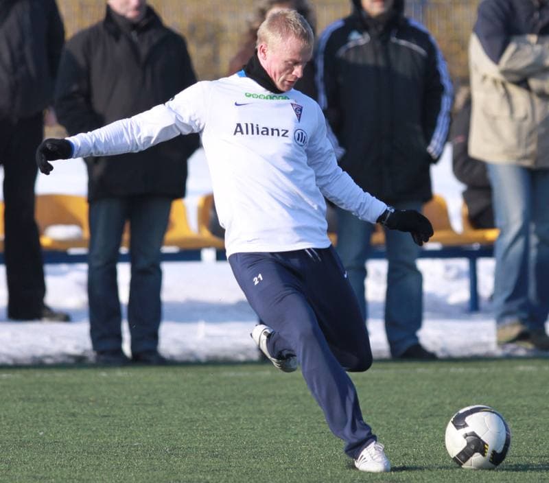 Football. Sparing. Gornik Zabrze - Slask Wroclaw. 05.02.2010