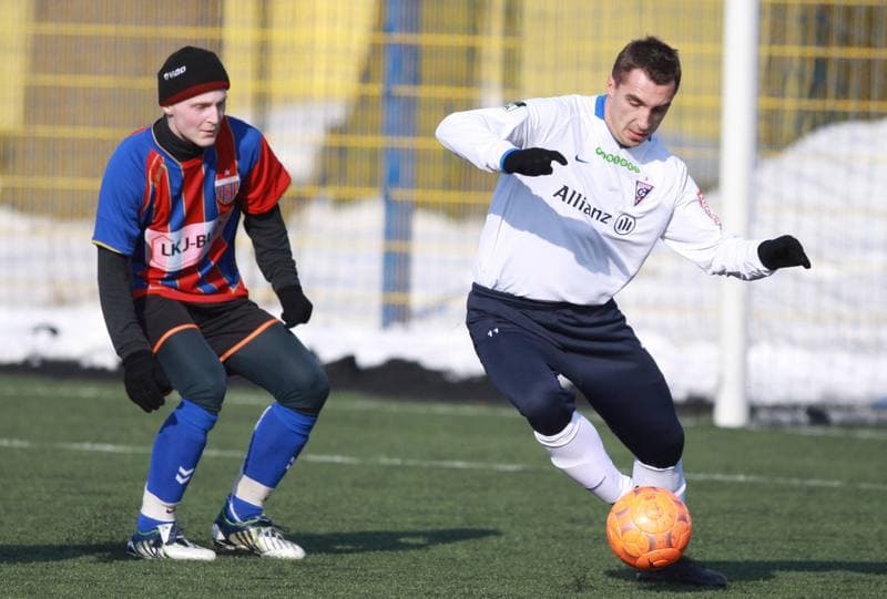 Football. Sparing. Gornik Zabrze - Polonia Bytom ME. 05.02.2010