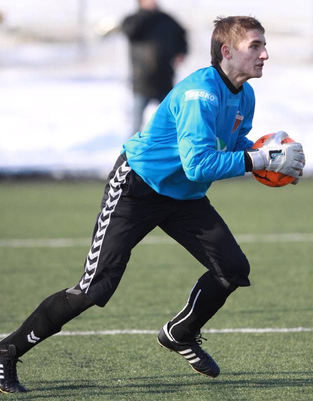 Football. Sparing. Gornik Zabrze - Polonia Bytom ME. 05.02.2010