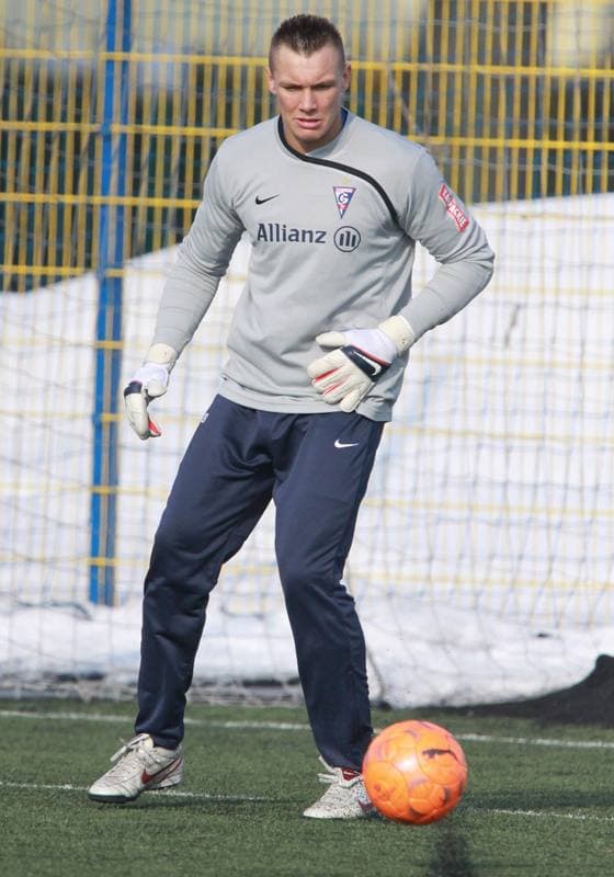 Football. Sparing. Gornik Zabrze - Polonia Bytom ME. 05.02.2010