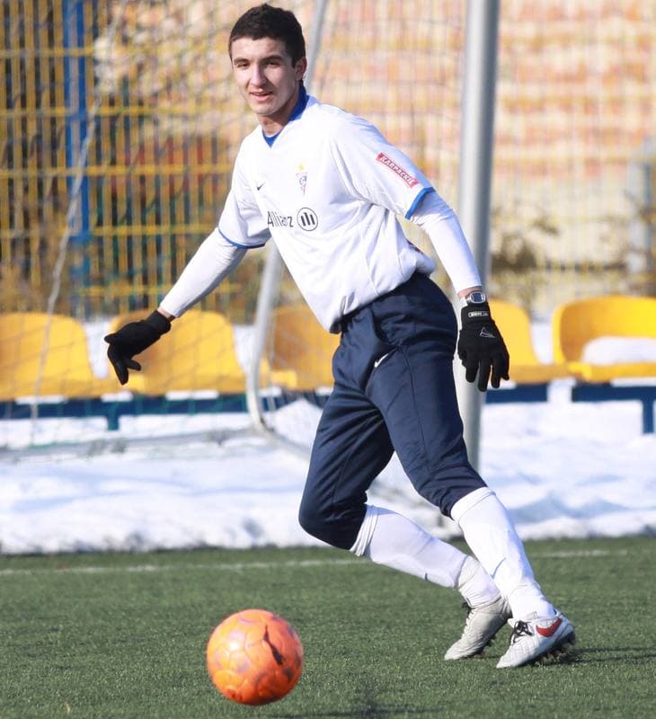 Football. Sparing. Gornik Zabrze - Polonia Bytom ME. 05.02.2010