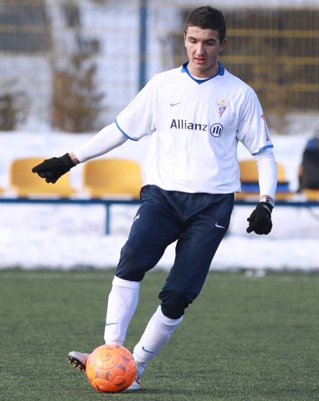 Football. Sparing. Gornik Zabrze - Polonia Bytom ME. 05.02.2010