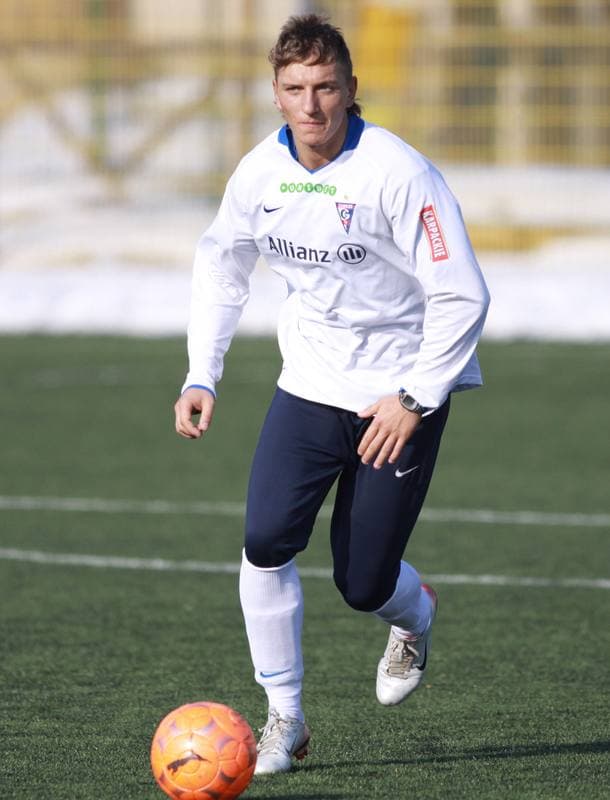 Football. Sparing. Gornik Zabrze - Polonia Bytom ME. 05.02.2010