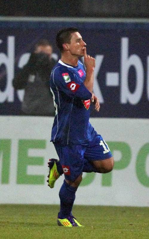 Football. T-Mobile Ekstraklasa. Gornik Zabrze - Ruch Chorzow. 21.10.2011