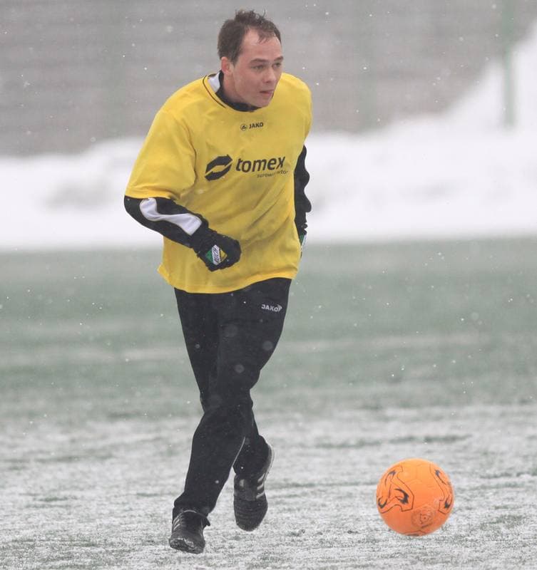 Football. Sparing. Ruch Radzionkow - LKS Nieciecza. 13.02.2010