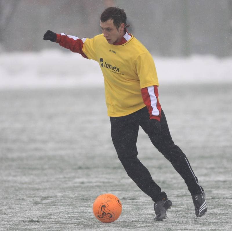 Football. Sparing. Ruch Radzionkow - LKS Nieciecza. 13.02.2010