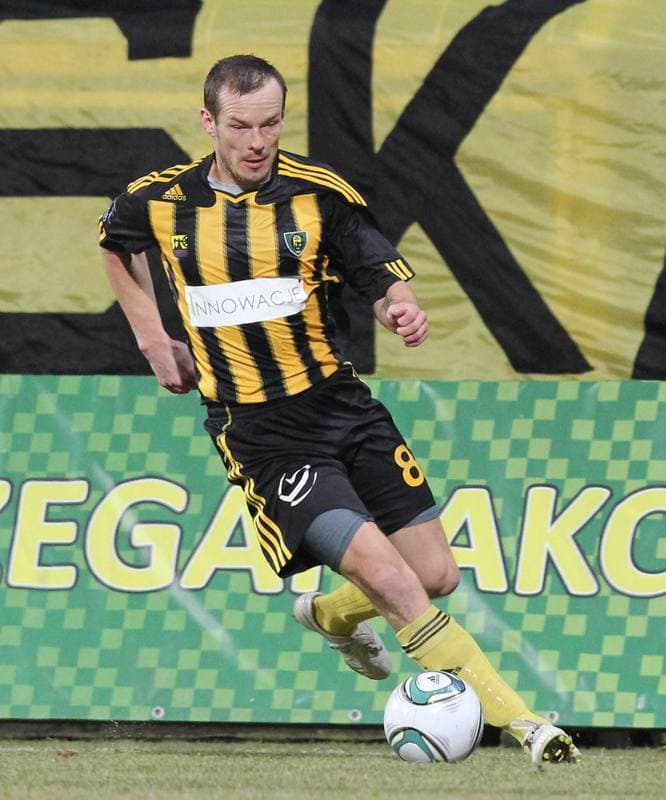 Football. Sparing. GKS Katowice - Ruch Radzionkow. 09.02.2011