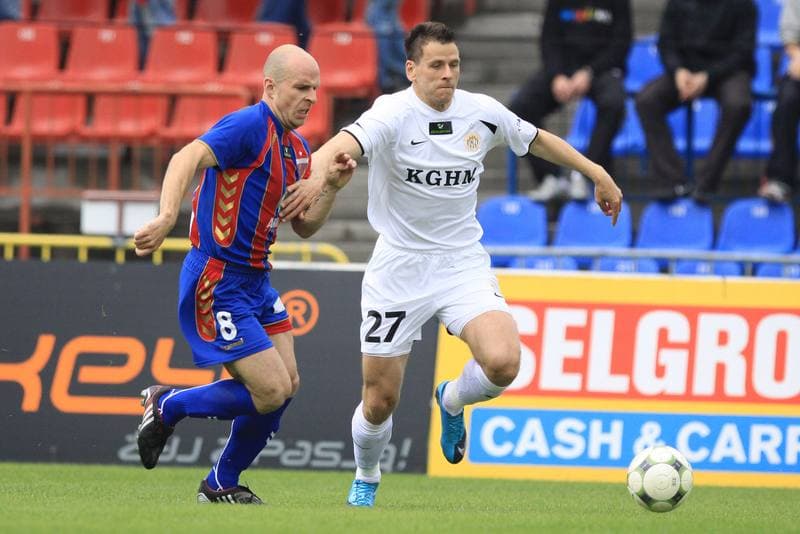 Football. Ekstraklasa. Polonia Bytom - Zaglebie Lubin. 02.05.2010