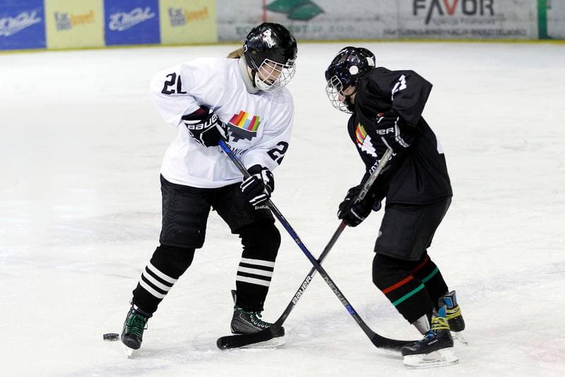 Ice Hockey. Girls Global Game. Team White - Team Black. 18.02.2017