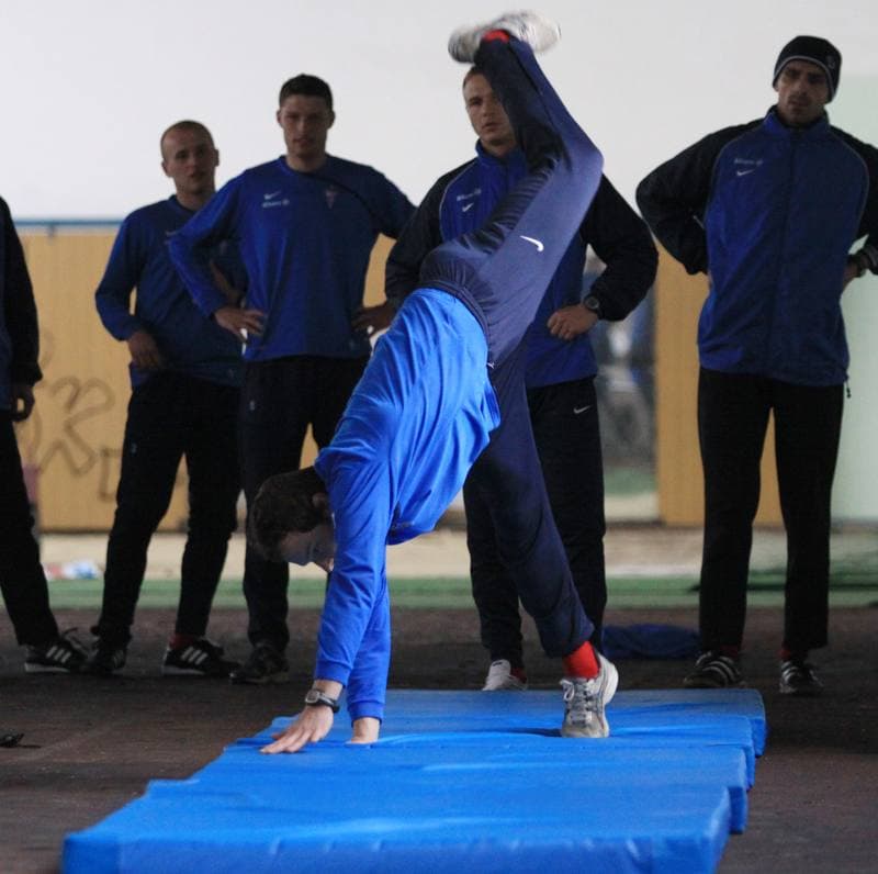 Football. Gornik Zabrze. Training. 23.02.2010