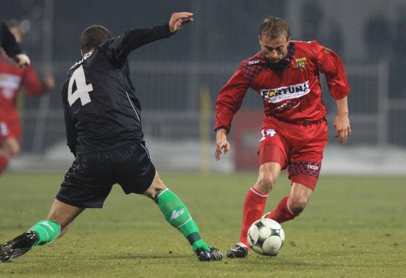 Football. Ekstraklasa. Odra Wodzislaw - Lechia Gdansk. 26.02.2010