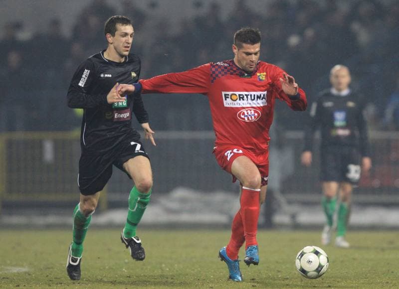 Football. Ekstraklasa. Odra Wodzislaw - Lechia Gdansk. 26.02.2010