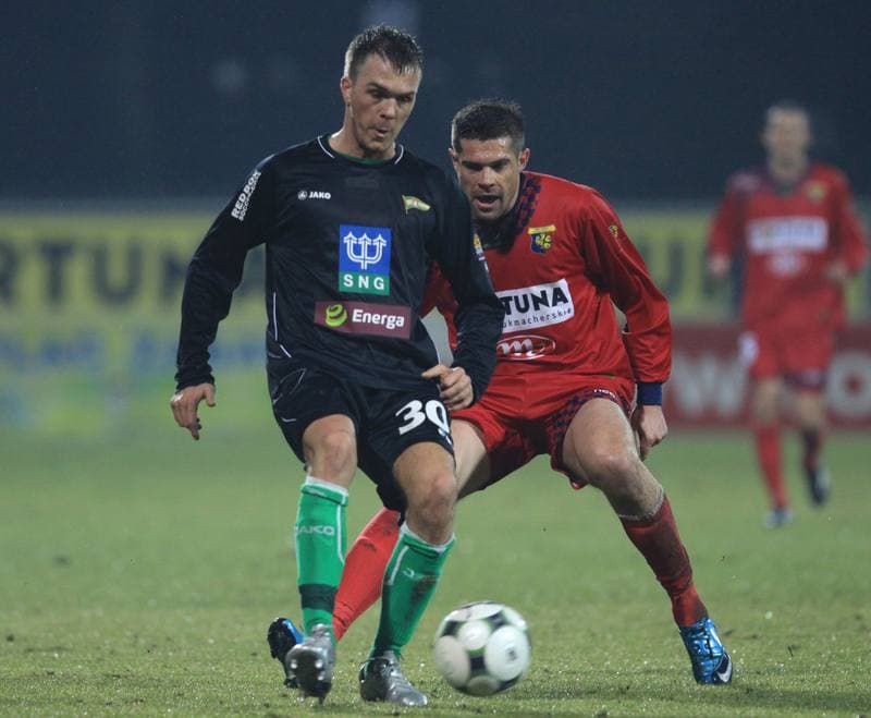 Football. Ekstraklasa. Odra Wodzislaw - Lechia Gdansk. 26.02.2010