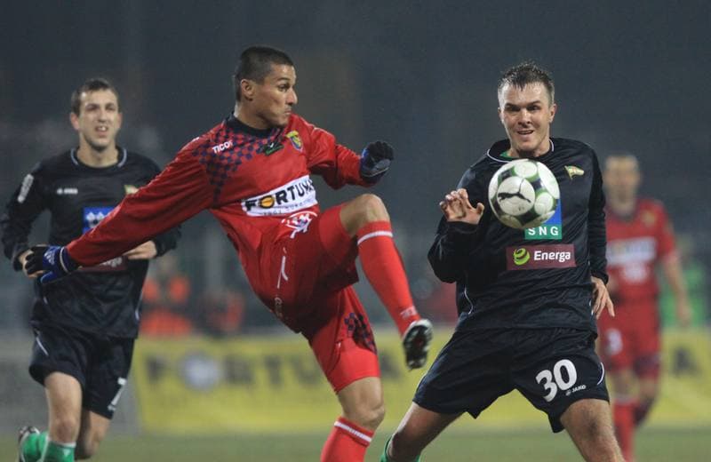 Football. Ekstraklasa. Odra Wodzislaw - Lechia Gdansk. 26.02.2010