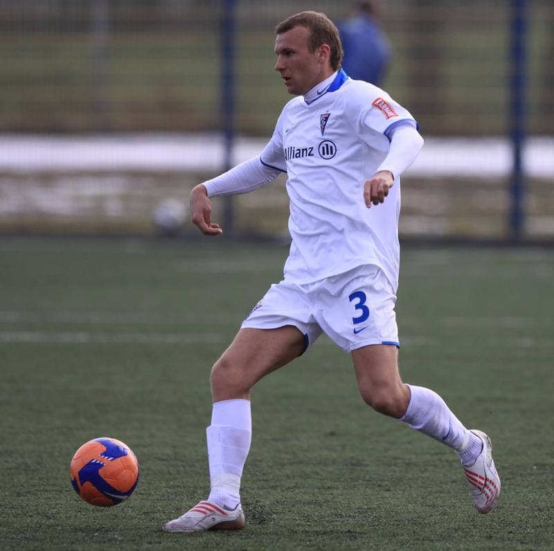 Football. Sparing. Piast Gliwice ME - Gornik Zabrze. 27.02.2010