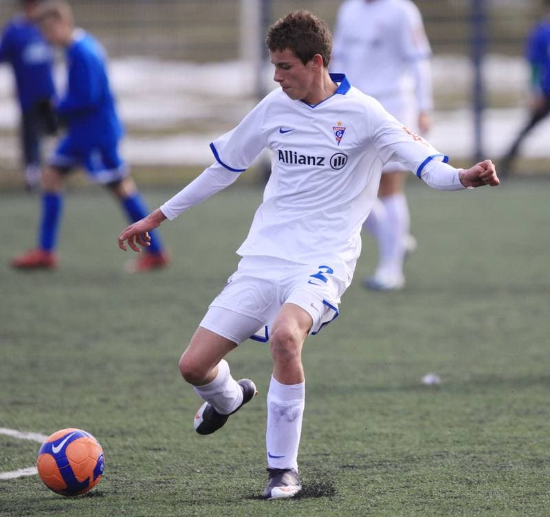 Football. Sparing. Piast Gliwice ME - Gornik Zabrze. 27.02.2010
