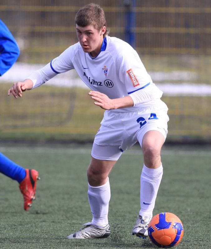 Football. Sparing. Piast Gliwice ME - Gornik Zabrze. 27.02.2010