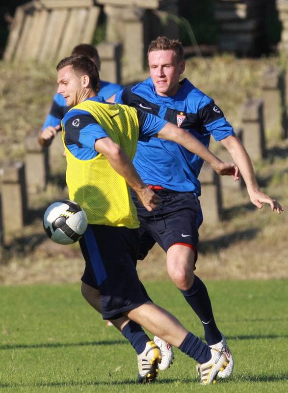 Football. Gornik Zabrze. Training. 07.01.2010