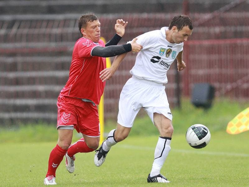 Football. Sparing. Polonia Bytom - Ruch Radzionkow. 24.07.2010