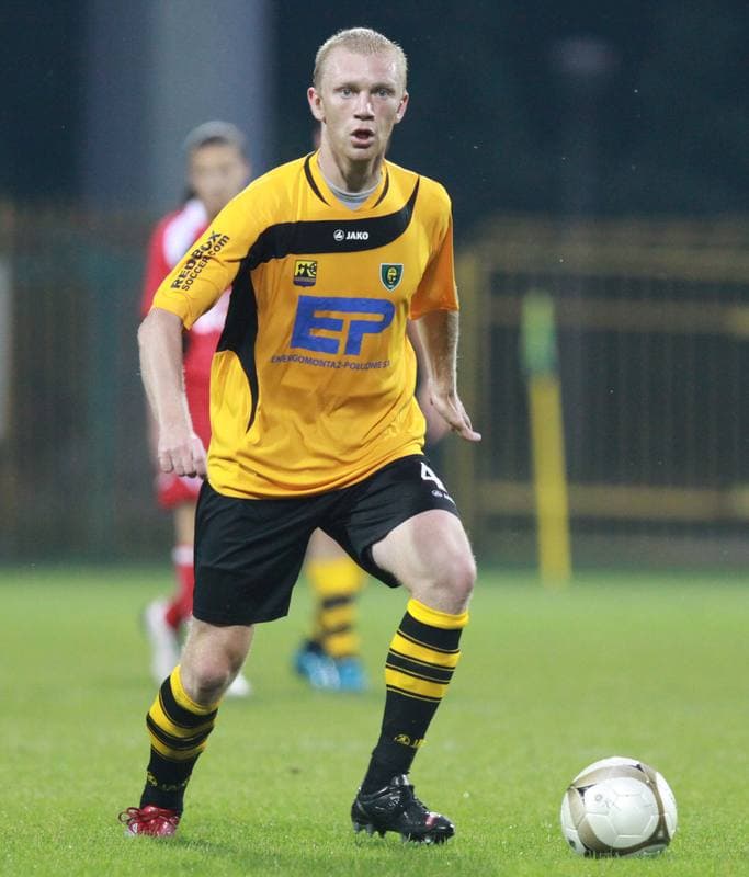 Football. I liga. GKS Katowice - Dolcan Zabki. 31.03.2012