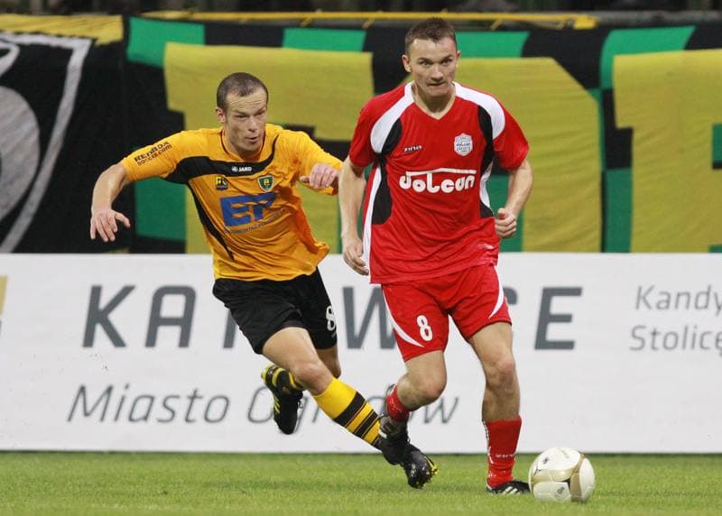 Football. I liga. GKS Katowice - Dolcan Zabki. 31.03.2012