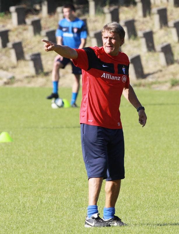 Football. Gornik Zabrze. Training. 07.01.2010