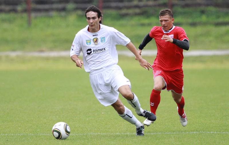 Football. Sparing. Polonia Bytom - Ruch Radzionkow. 24.07.2010