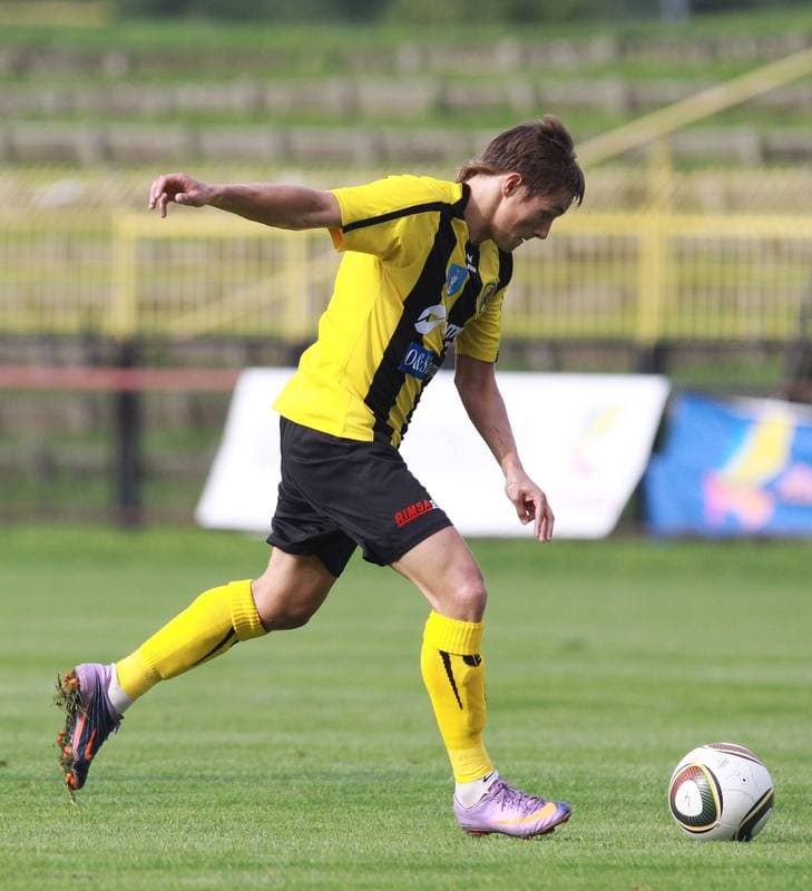 Football. I liga. Ruch Radzionkow - Sandecja Nowy Sacz. 15.08.2010