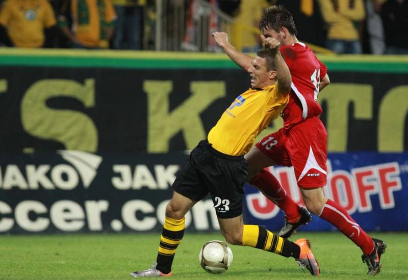 Football. I liga. GKS Katowice - Dolcan Zabki. 31.03.2012