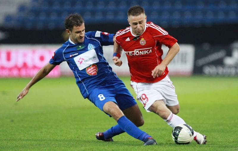 Football. T-Mobile Ekstraklasa. Ruch Chorzow - Wisla Krakow. 25.03.2012
