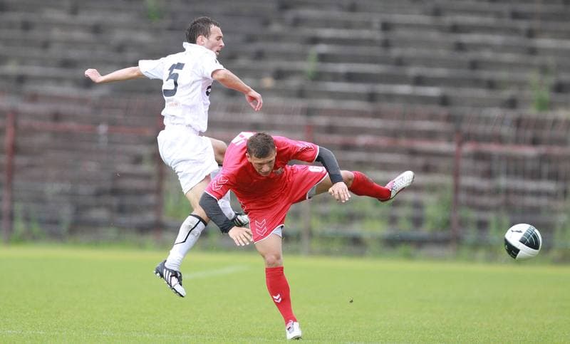 Football. Sparing. Polonia Bytom - Ruch Radzionkow. 24.07.2010