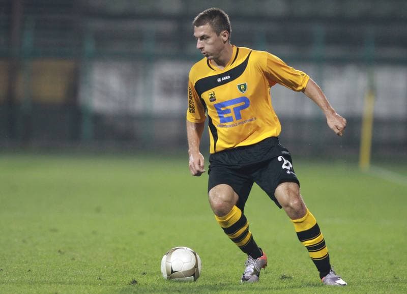 Football. I liga. GKS Katowice - Dolcan Zabki. 31.03.2012