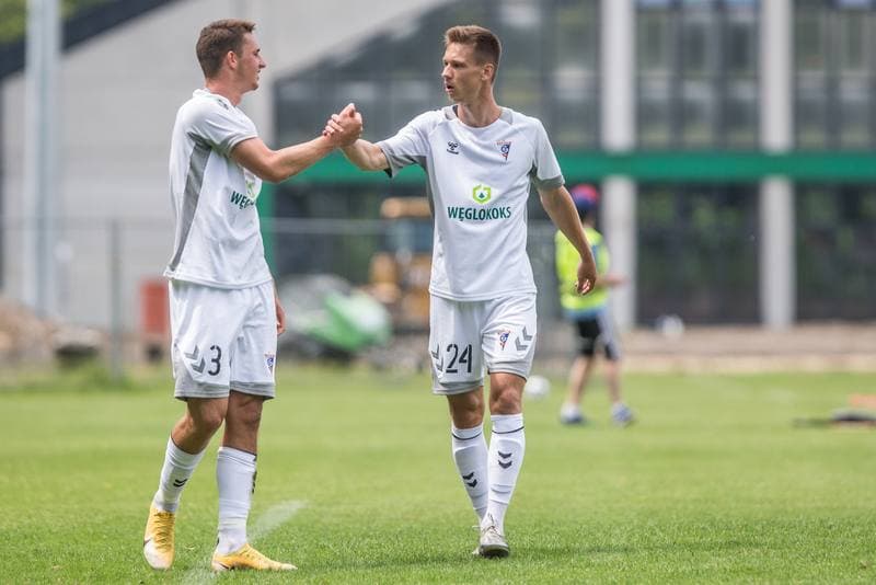 Football. Sparing. Gornik Zabrze - Puszcza Niepolomice. 03.07.2021