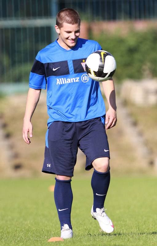 Football. Gornik Zabrze. Training. 07.01.2010