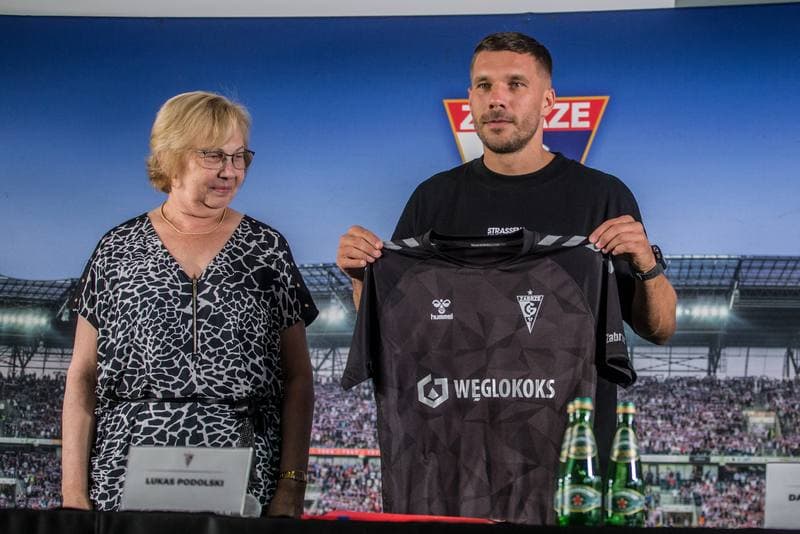 Football. Gornik Zabrze. Press Conference. 08.07.2021
