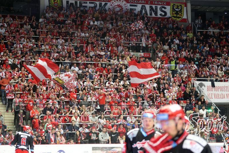 Ice Hockey. Tipsport Extraliga. Ocelari Trinec - Kometa Brno. 15.04.2018