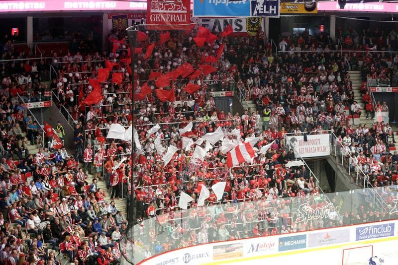 Ice Hockey. Tipsport Extraliga. Ocelari Trinec - Kometa Brno. 15.04.2018
