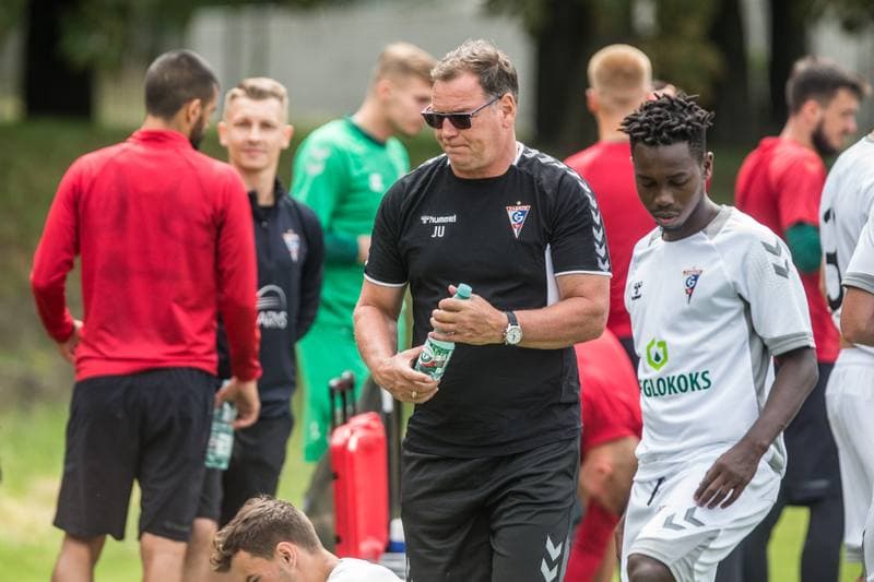 Football. Sparing. Gornik Zabrze - Puszcza Niepolomice. 03.07.2021