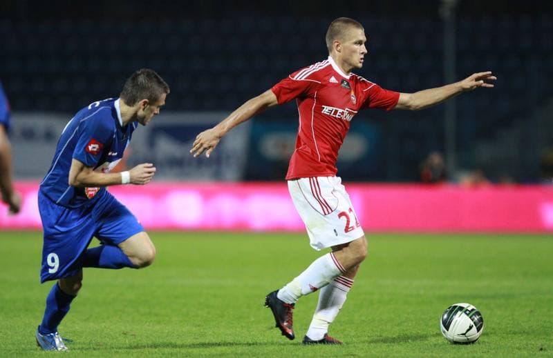 Football. T-Mobile Ekstraklasa. Ruch Chorzow - Wisla Krakow. 25.03.2012