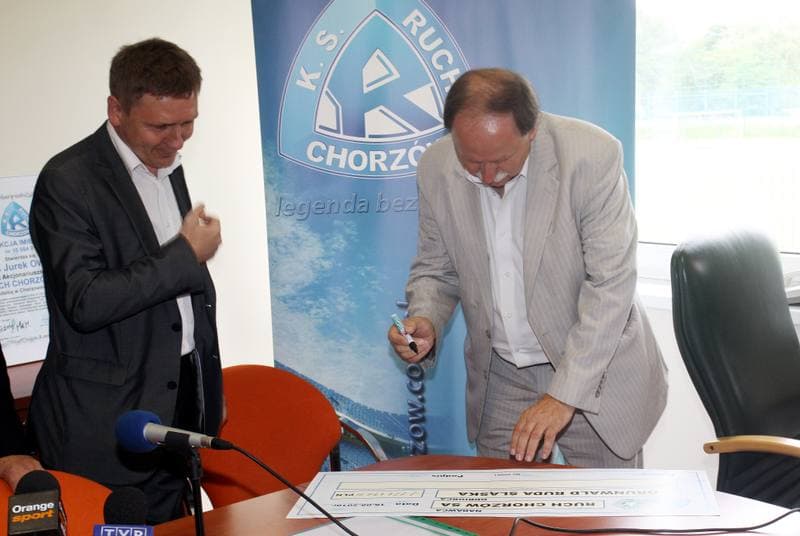 Football. Ruch Chorzow. Press Conference. 18.08.2010