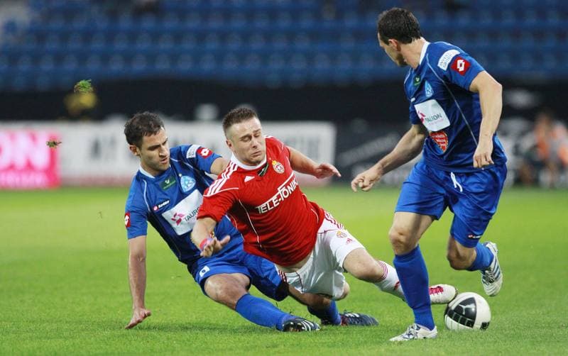 Football. T-Mobile Ekstraklasa. Ruch Chorzow - Wisla Krakow. 25.03.2012
