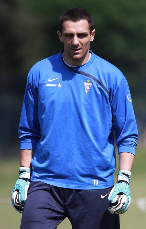 Football. Gornik Zabrze. Training. 07.01.2010