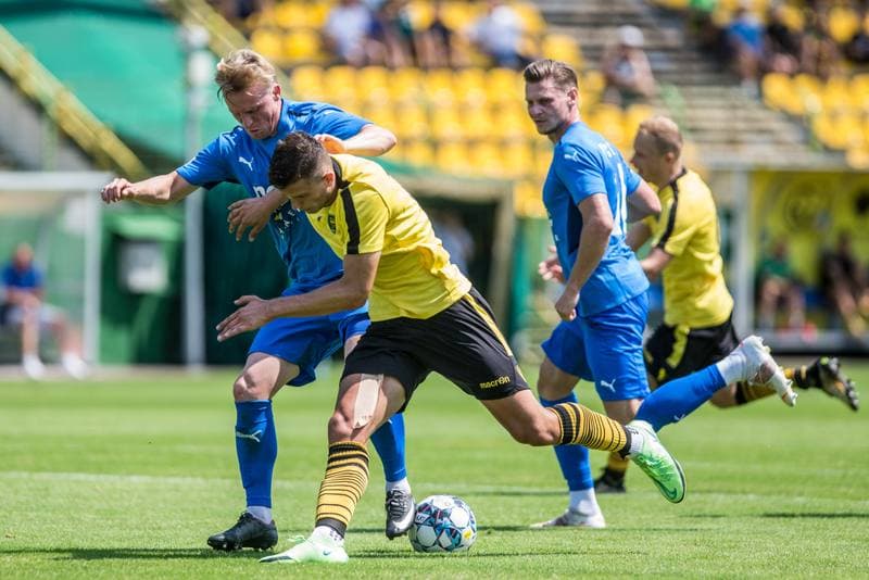 Football. Sparing. GKS Katowice - LKS Goczalkowice Zdroj. 24.07.2021