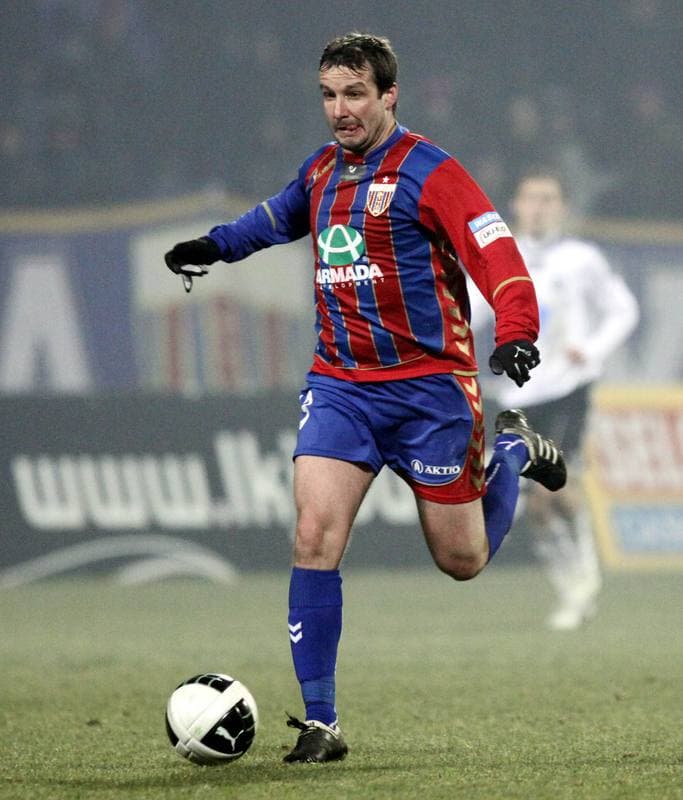 Football. Ekstraklasa. Polonia Bytom - Legia Warsaw. 26.11.2010