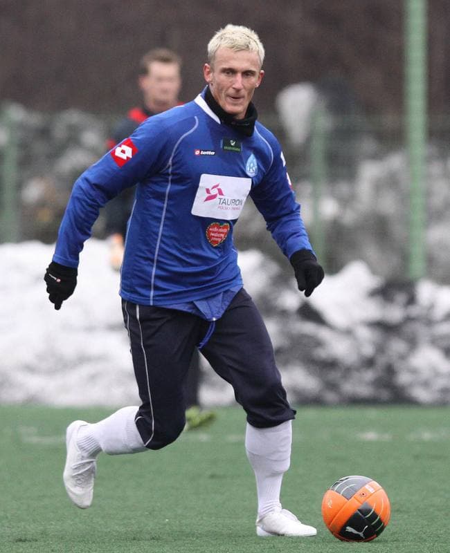 Football. Sparing. Ruch Chorzow - Dolcan Zabki. 05.02.2011
