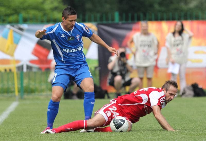 Football. Sparing. Podbeskidzie Bielsko-Biala - Gornik Zabrze. 11.11.2011